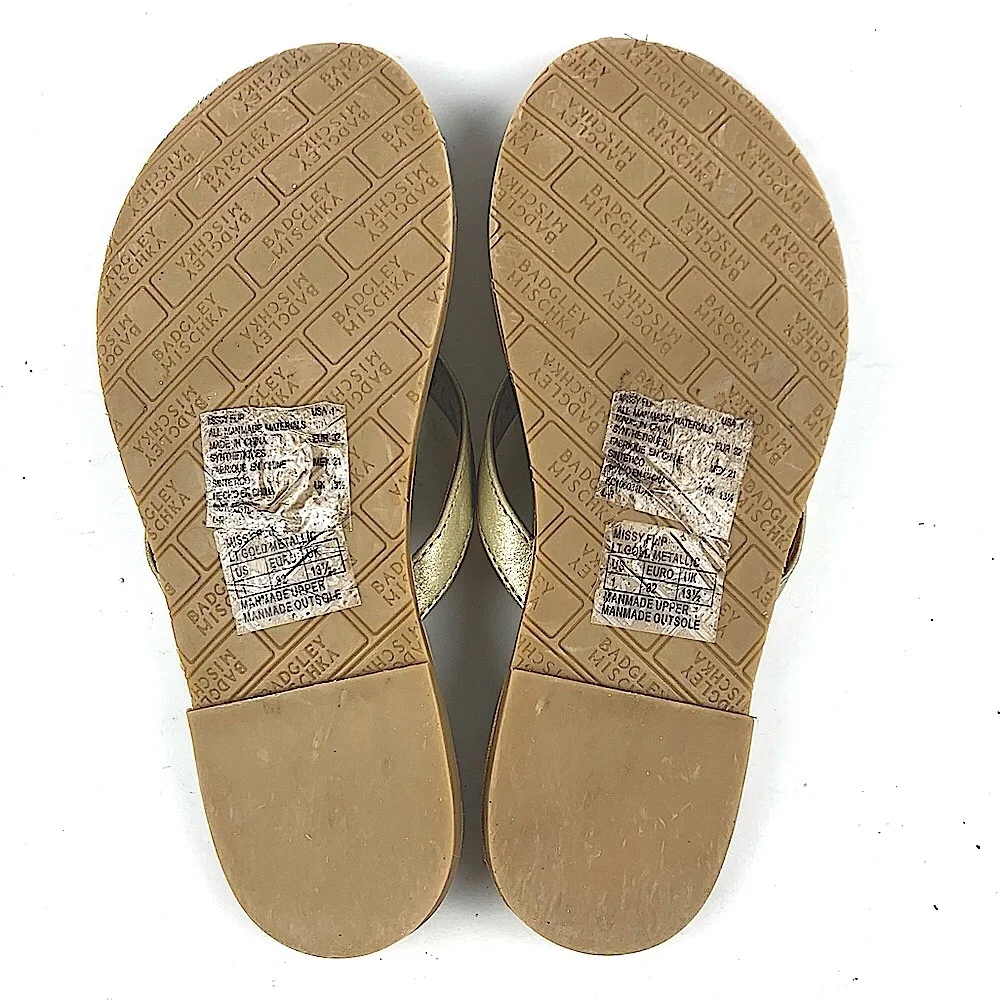 Badgley Mischka Girls Dress Flip Flops sisal